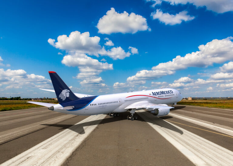 Aeroméxico nuevamente líder del ranking de puntualidad en febrero entre las globales. Copa en la región