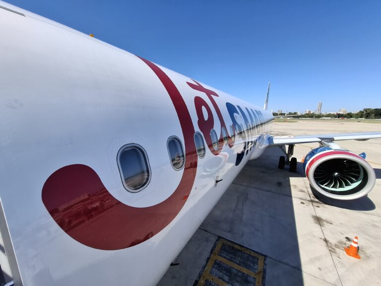 JetSmart lanzó “All You Can Fly”, una membresía que permitirá a los pasajeros volar de manera ilimitada por un año