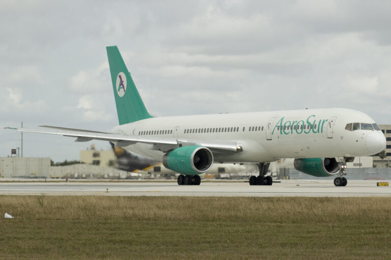 ¿Vuelve Aerosur?