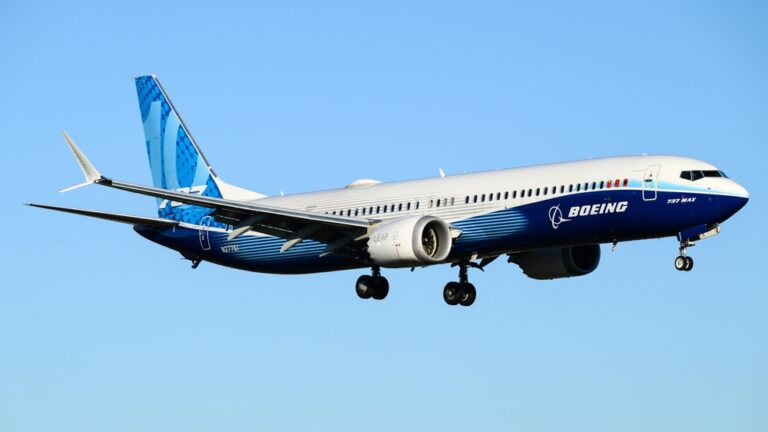 Boeing avanza hacia la certificación final de los MAX 7 y 10