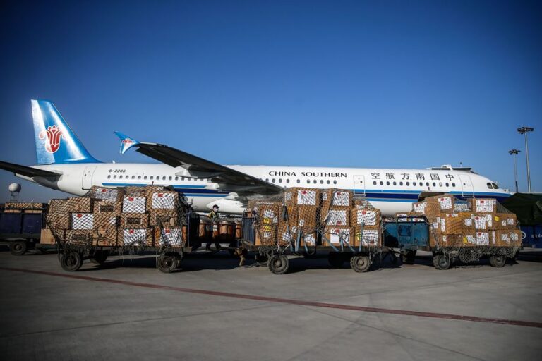 La carga aérea global alcanzó un volumen récord en 2025