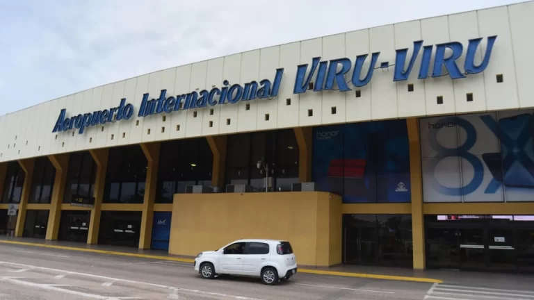 Bolivia quiere desregular y liberalizar sus cielos