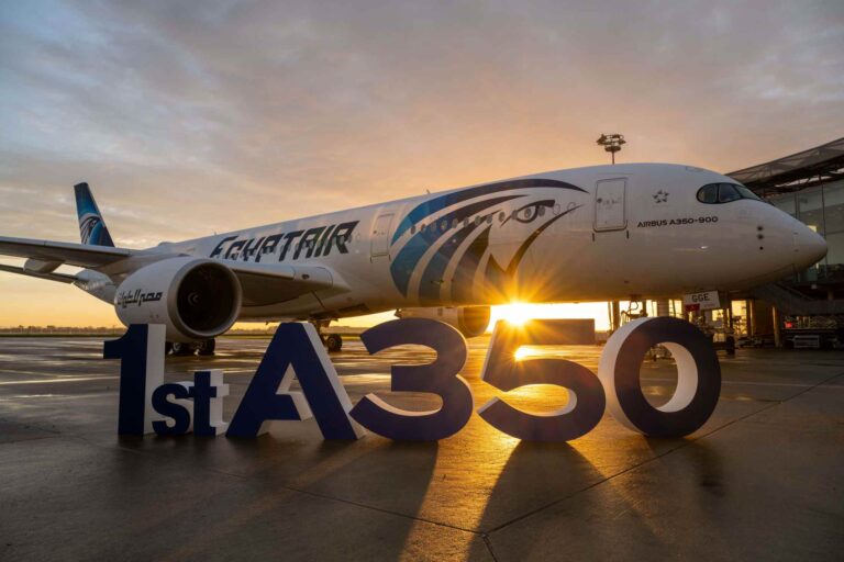 Egyptair recibió el primero de sus 16 Airbus A350/900