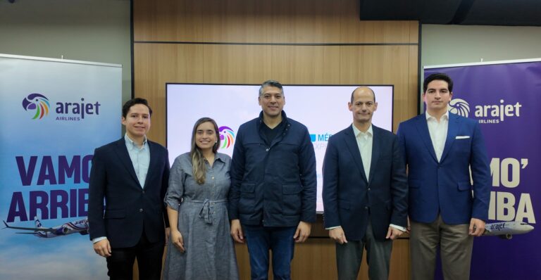 Arajet y Médico Express sellan alianza para impulsar el turismo médico en República Dominicana