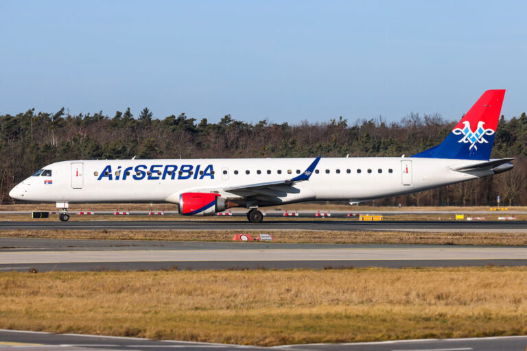 Air Serbia refuerza la modernización de su flota con la incorporación de un nuevo Embraer E195-E1