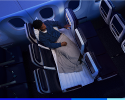 Debuta en los cielos el interior Elevated y la United Polaris Studio