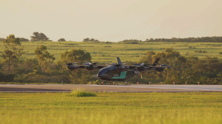 Eve Air Mobility supera los 50 vuelos de prueba con su prototipo de eVTOL