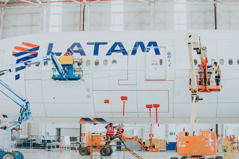 LATAM reduce más de 1 millón de toneladas de CO₂ con mejoras operacionales y tecnológicas