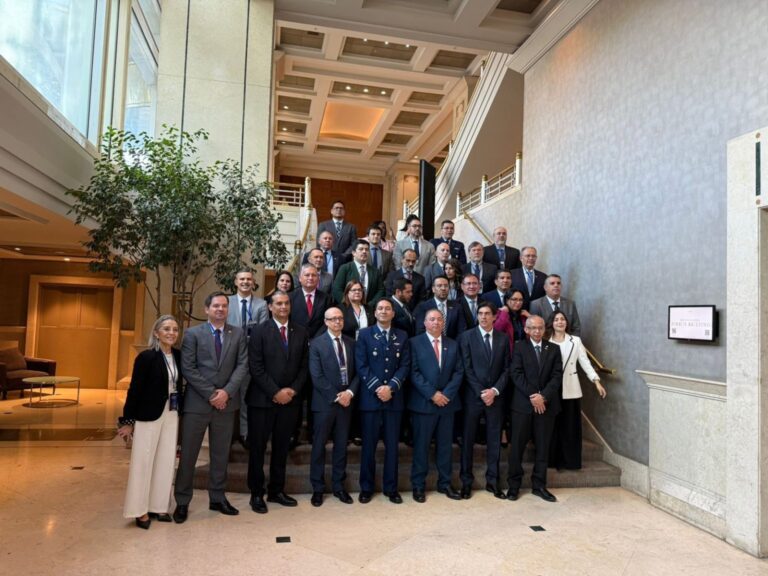 América Latina impulsa alianza estratégica para combustibles sostenibles en la aviación