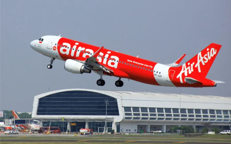 AirAsia meets Malaysian officials as it explores financing options amid higher fuel costs